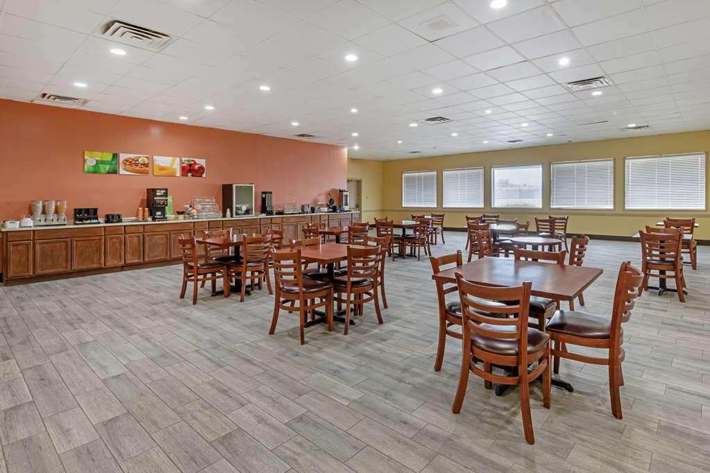 Suburban Studios Gainesville Restaurant photo
